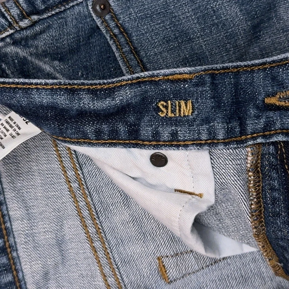 American Eagle Jeans Men's 33x32 Slim Straight Medium Wash‎ Faded Whiskered
